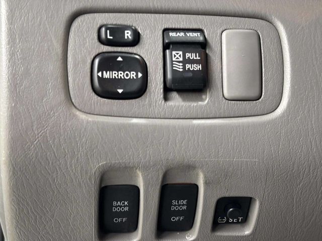 2010 Toyota Sienna LE 7 Passenger 4dr Mini Van - 23018678 - 24