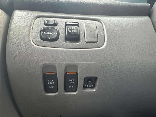 2010 Toyota Sienna XLE 7 Passenger 4dr Mini Van - 22949714 - 26