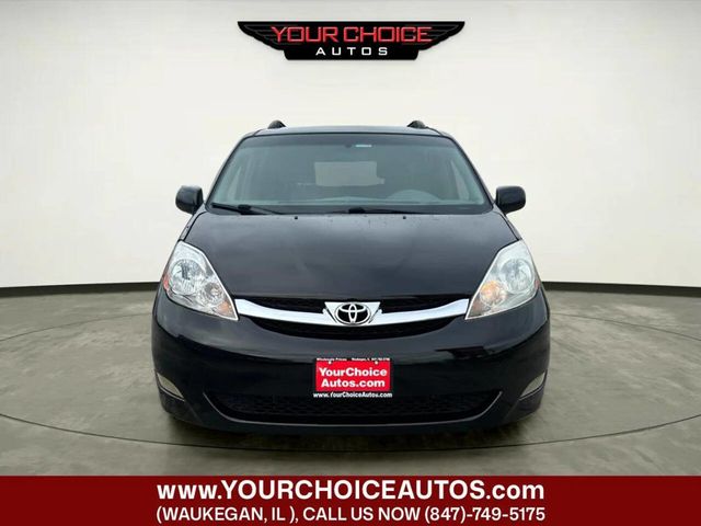 2010 Toyota Sienna XLE 7 Passenger 4dr Mini Van - 22949714 - 7