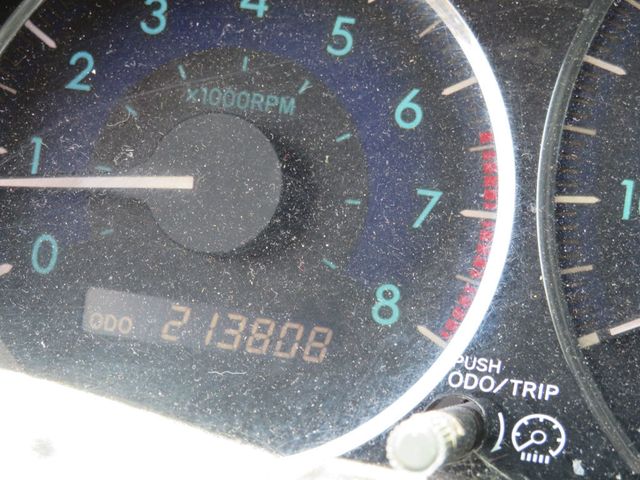 2010 Toyota Sienna XLE AWD Clear Title) - 23054793 - 11