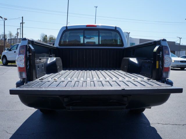 2010 Toyota Tacoma  - 11888557 - 18