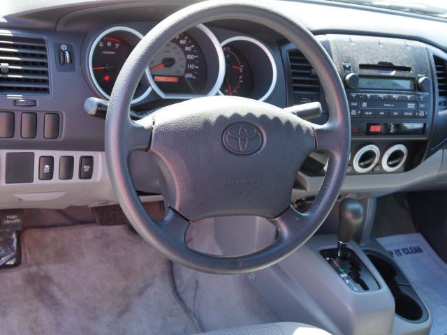 2010 Toyota Tacoma  - 11888557 - 8