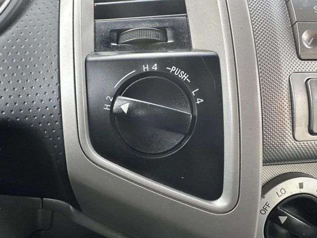 2010 Toyota Tacoma 4WD Double V6 Automatic - 23023820 - 31