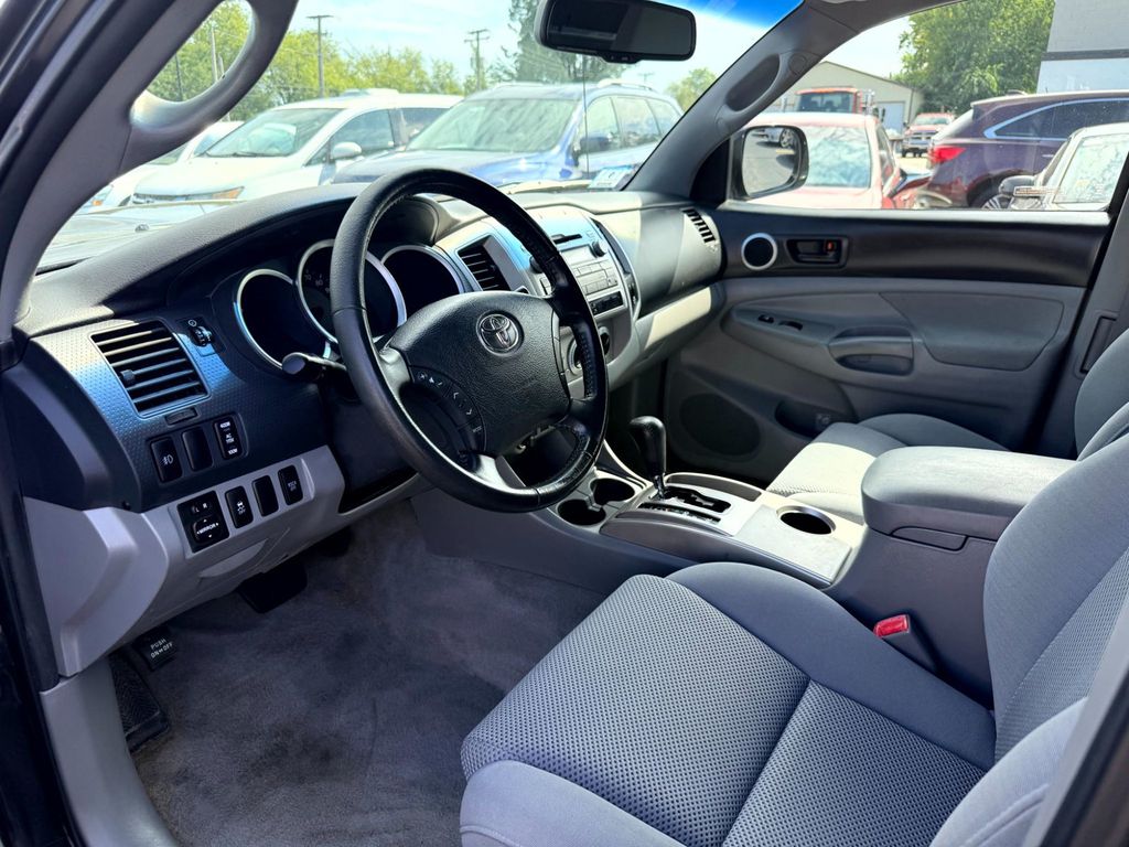 2010 Toyota Tacoma 4WD Double V6 Automatic - 23078779 - 12