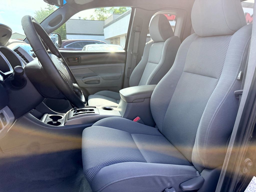 2010 Toyota Tacoma 4WD Double V6 Automatic - 23078779 - 15
