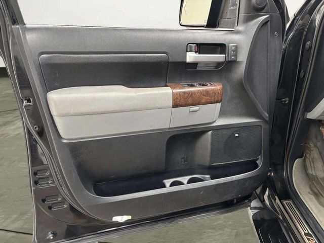 2010 Toyota Tundra CrewMax 5.7L FFV V8 6-Speed Automatic LTD - 22958744 - 11