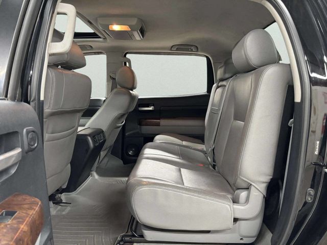 2010 Toyota Tundra CrewMax 5.7L FFV V8 6-Speed Automatic LTD - 22958744 - 19