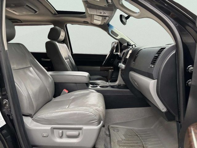 2010 Toyota Tundra CrewMax 5.7L FFV V8 6-Speed Automatic LTD - 22958744 - 25