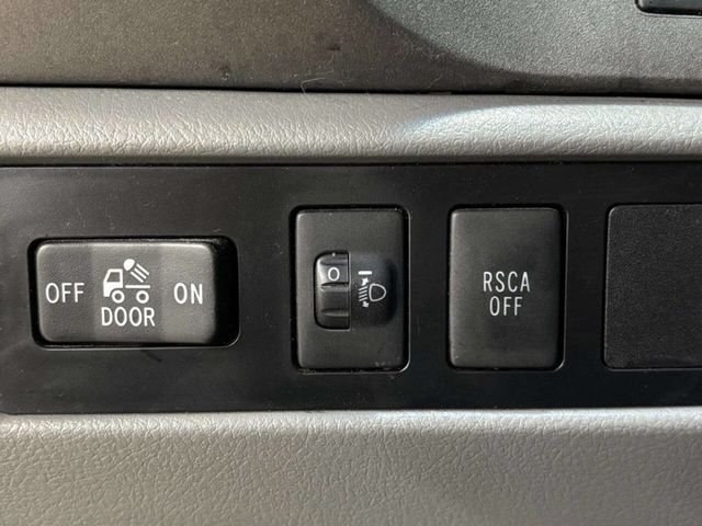 2010 Toyota Tundra CrewMax 5.7L FFV V8 6-Speed Automatic LTD - 22958744 - 47