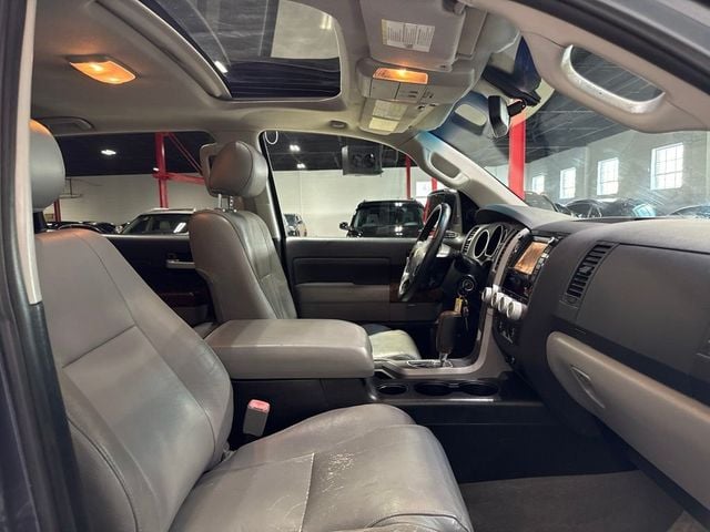 2010 Toyota Tundra CrewMax 5.7L V8 6-Speed Automatic LTD - 23061600 - 19
