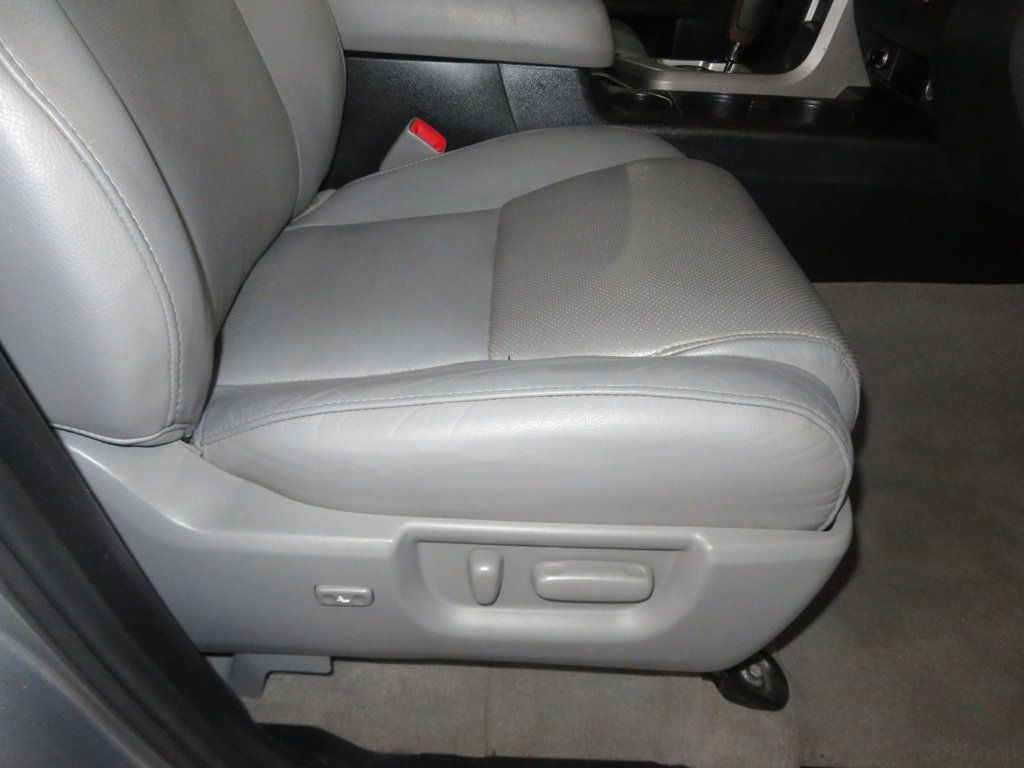 2010 Toyota Tundra CREWNAX LIMITED TUNDRA SOUTHWEST TRUCK EXTRA CLEAN 27 RECORDS  - 22948120 - 37