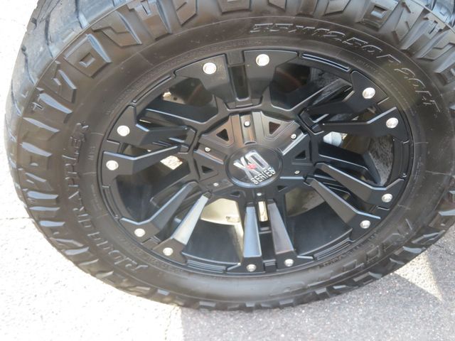 2010 Toyota Tundra EXTRA CLEAN PLATINUM CREWMAX 3 OWNERS 4X4 LIFTED TUNDRA  - 22975937 - 17