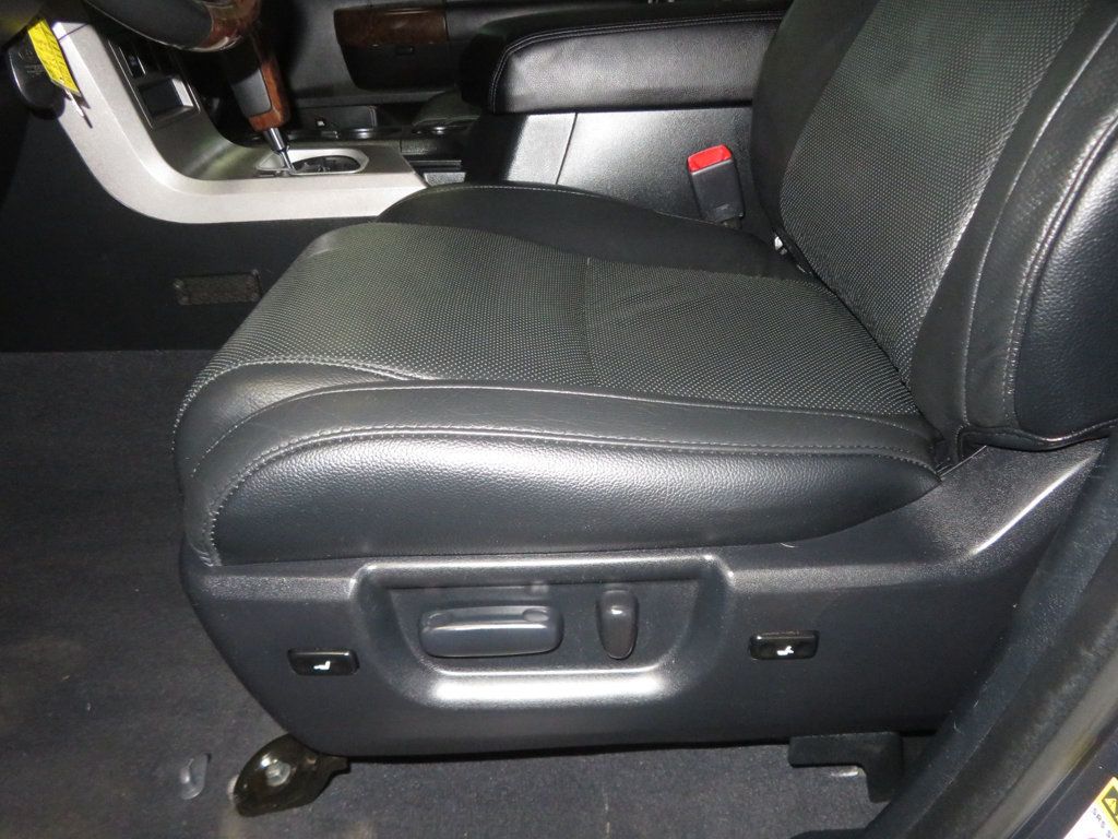 2010 Toyota Tundra EXTRA CLEAN PLATINUM CREWMAX 3 OWNERS 4X4 LIFTED TUNDRA  - 22975937 - 21