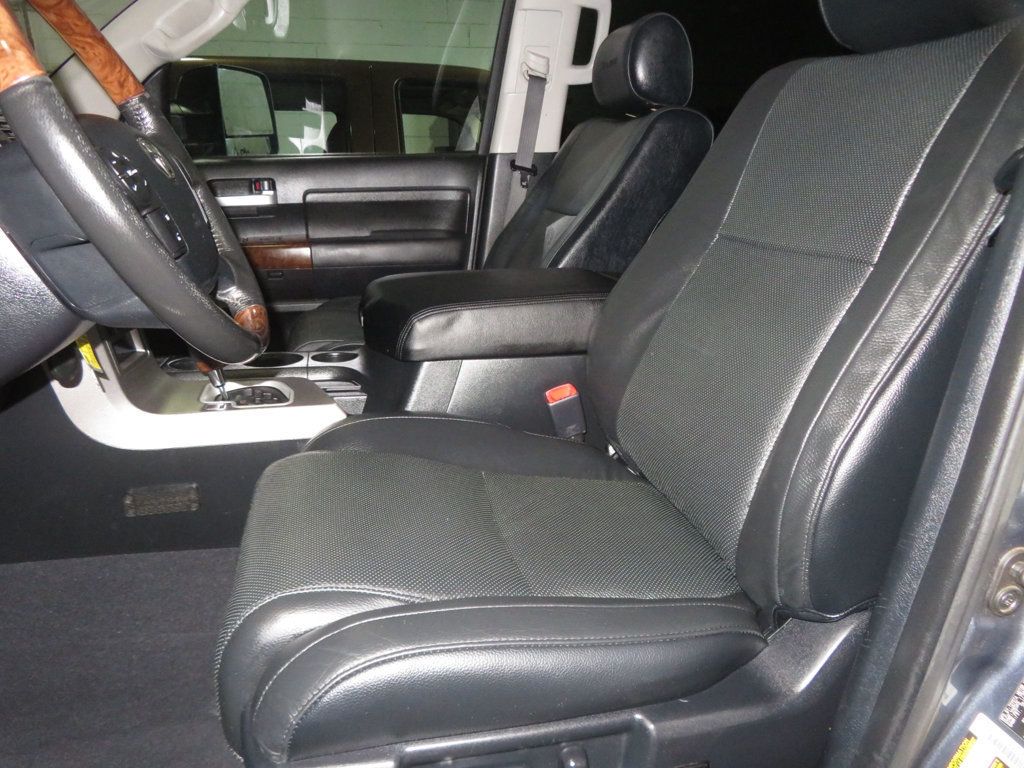 2010 Toyota Tundra EXTRA CLEAN PLATINUM CREWMAX 3 OWNERS 4X4 LIFTED TUNDRA  - 22975937 - 22