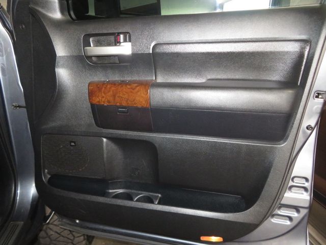 2010 Toyota Tundra EXTRA CLEAN PLATINUM CREWMAX 3 OWNERS 4X4 LIFTED TUNDRA  - 22975937 - 34