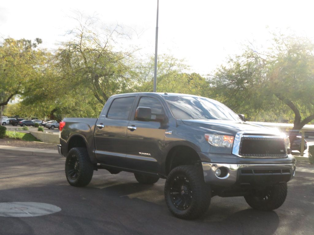 2010 Toyota Tundra EXTRA CLEAN PLATINUM CREWMAX 3 OWNERS 4X4 LIFTED TUNDRA  - 22975937 - 3