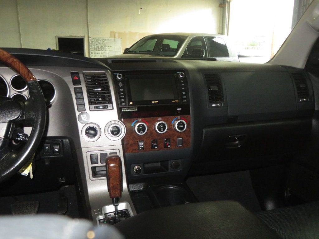 2010 Toyota Tundra EXTRA CLEAN PLATINUM CREWMAX 3 OWNERS 4X4 LIFTED TUNDRA  - 22975937 - 42