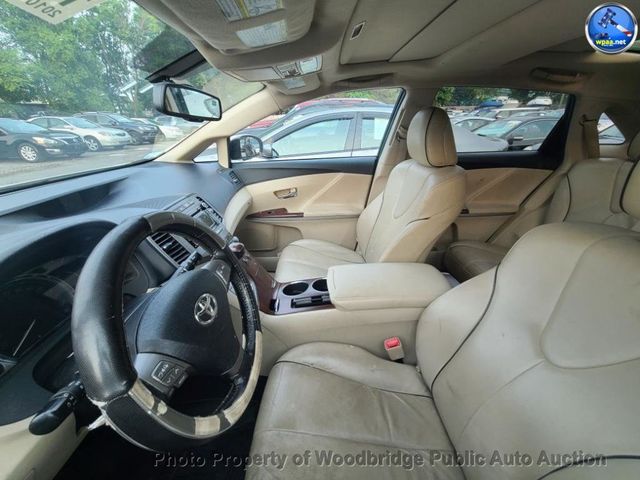 2010 Toyota Venza 4dr Wagon I4 AWD - 23055442 - 5