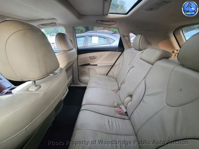 2010 Toyota Venza 4dr Wagon I4 AWD - 23055442 - 6
