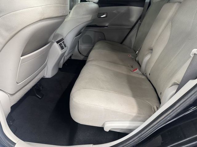 2010 Toyota Venza 4dr Wagon I4 AWD - 23075378 - 16