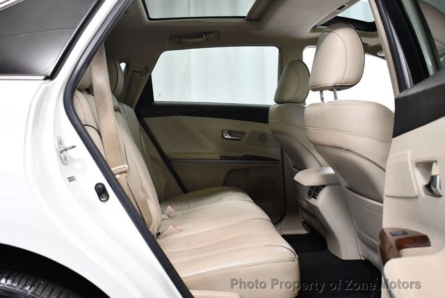 2010 Toyota Venza 4dr Wagon V6 AWD - 22468319 - 19