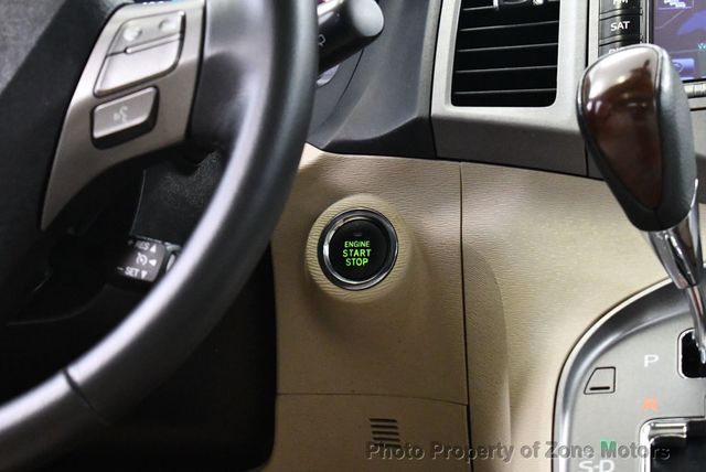 2010 Toyota Venza 4dr Wagon V6 AWD - 22468319 - 32