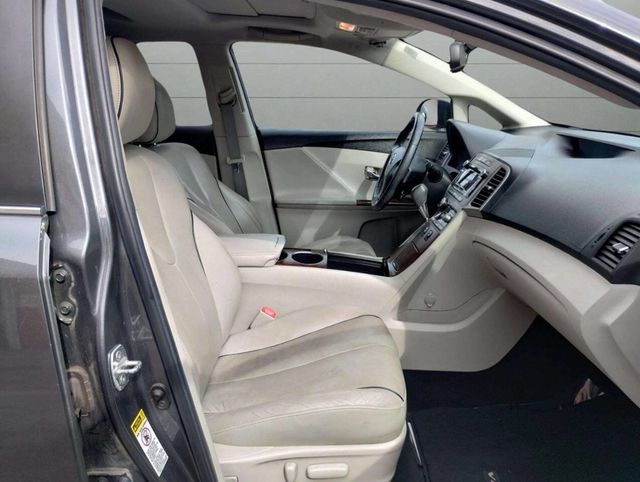 2010 Toyota Venza 4dr Wagon V6 AWD - 22933752 - 20