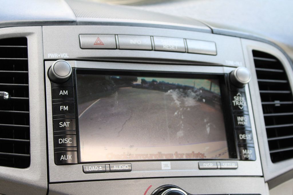 2010 Toyota Venza photo 12