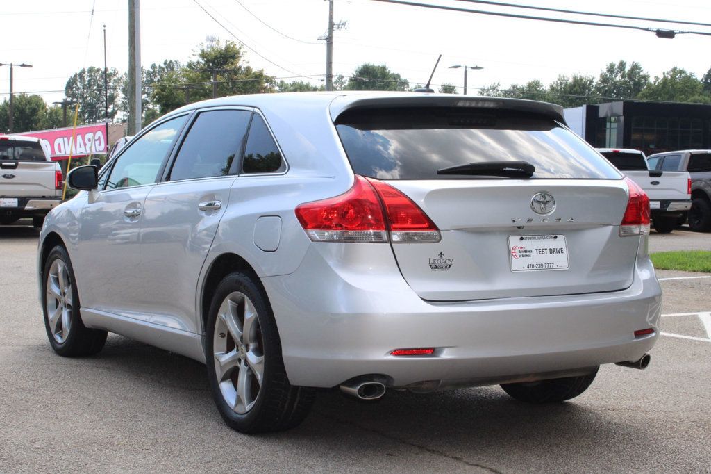 2010 Toyota Venza photo 4