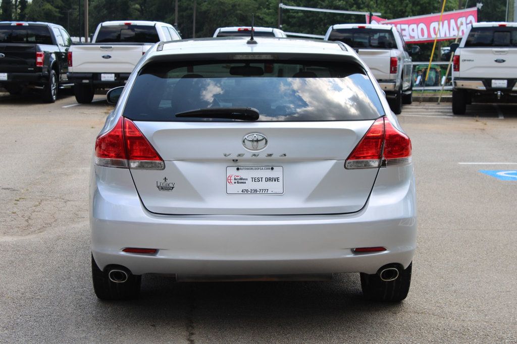 2010 Toyota Venza photo 5