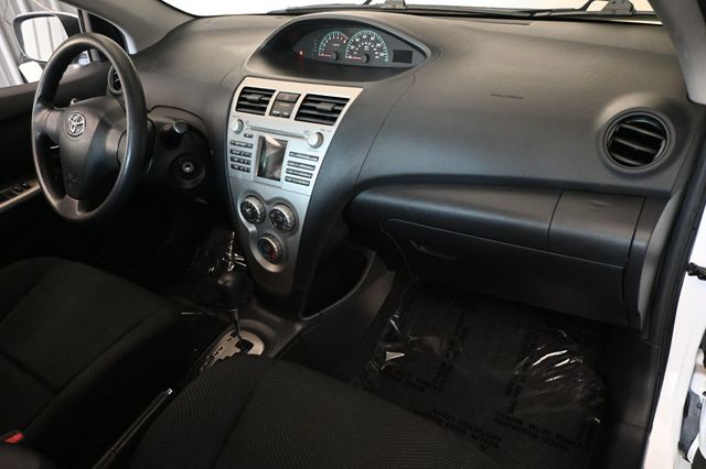 2010 Toyota Yaris 4dr Sedan Automatic - 23061131 - 10