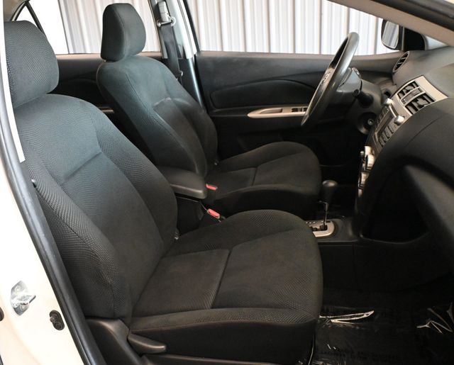 2010 Toyota Yaris 4dr Sedan Automatic - 23061131 - 15
