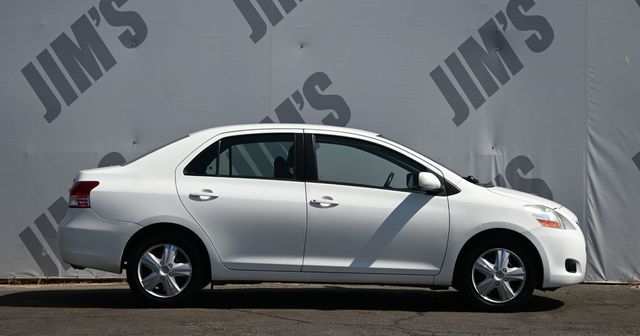 2010 Toyota Yaris 4dr Sedan Automatic - 23061131 - 3