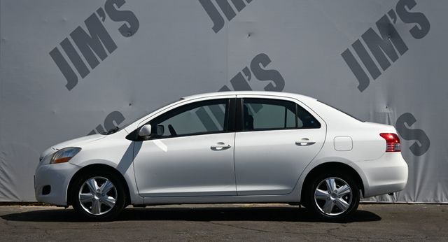 2010 Toyota Yaris 4dr Sedan Automatic - 23061131 - 7