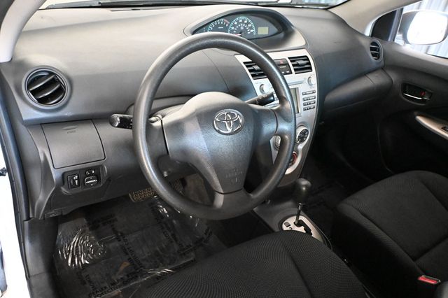 2010 Toyota Yaris 4dr Sedan Automatic - 23061131 - 8