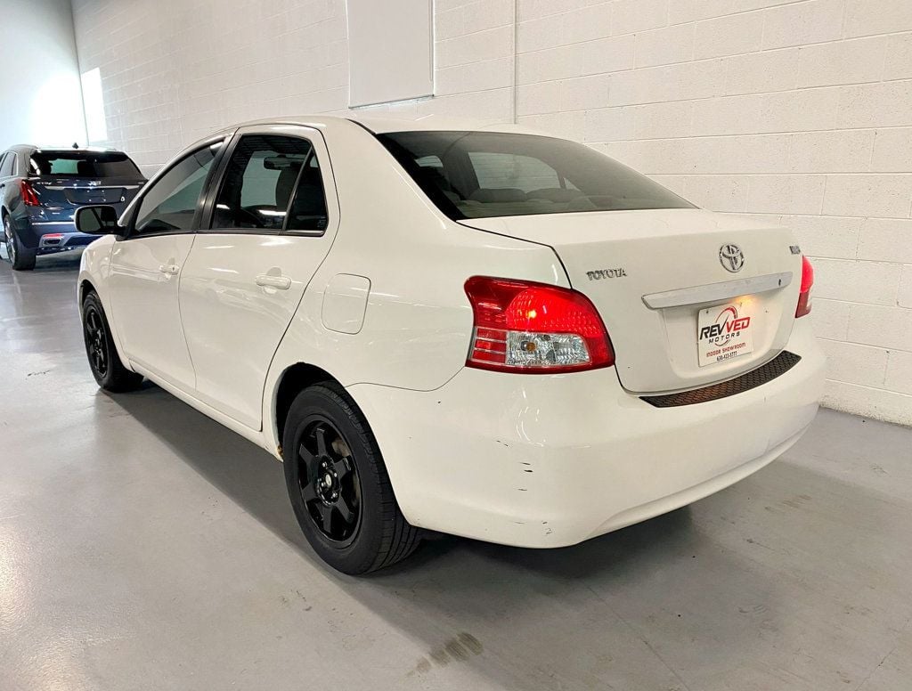 2010 Toyota Yaris 4dr Sedan Automatic - 22589674 - 4