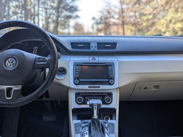 2010 Volkswagen CC 4dr DSG Luxury - 22846938 - 16