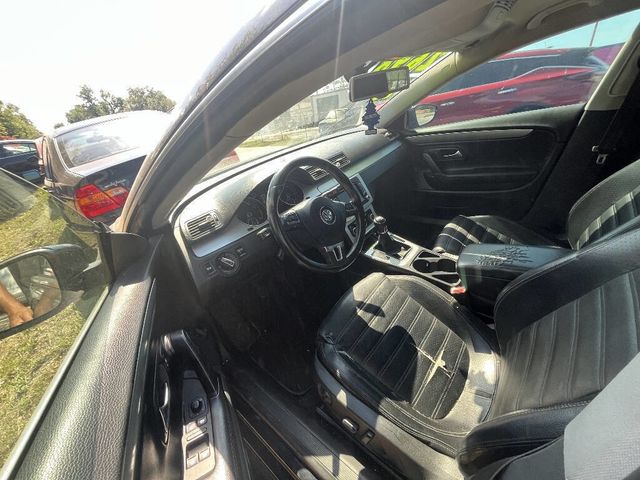2010 Volkswagen CC 4dr Manual Sport - 22894779 - 4