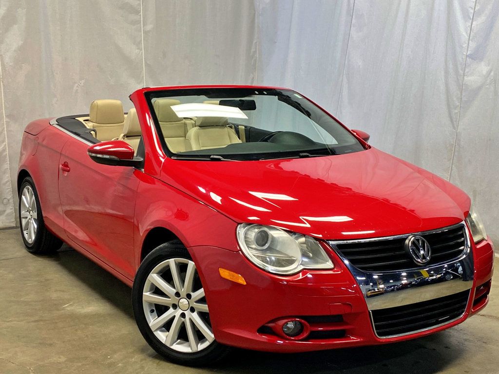 2010 Volkswagen Eos 2dr Convertible DSG Komfort - 23005529 - 17