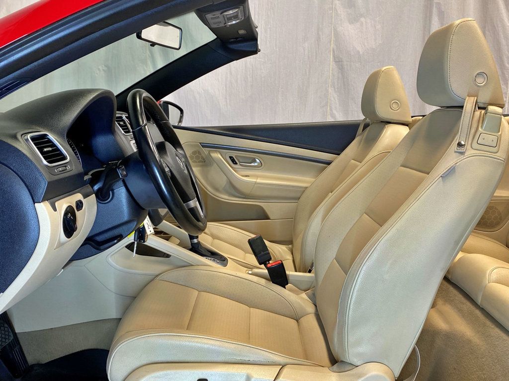 2010 Volkswagen Eos 2dr Convertible DSG Komfort - 23005529 - 27