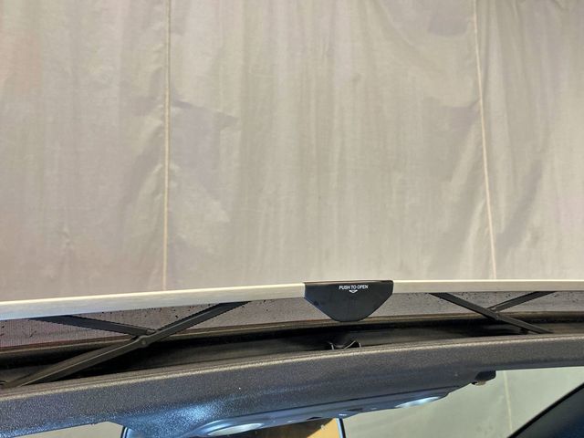 2010 Volkswagen Eos 2dr Convertible DSG Komfort - 23005529 - 47