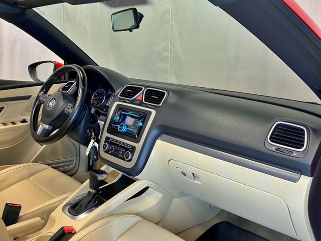 2010 Volkswagen Eos 2dr Convertible DSG Komfort - 23005529 - 51
