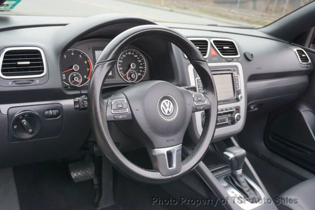 2010 Volkswagen Eos 2dr Convertible DSG Komfort CLEAN CARFAX LOW MILES  - 22959397 - 17