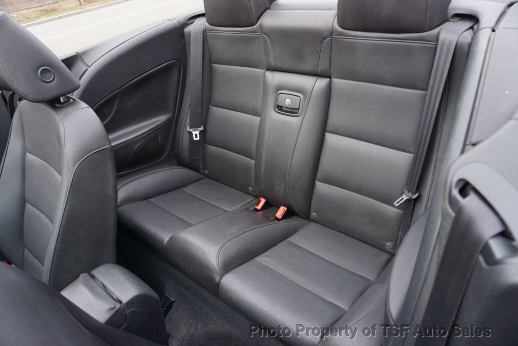 2010 Volkswagen Eos 2dr Convertible DSG Komfort CLEAN CARFAX LOW MILES  - 22959397 - 22