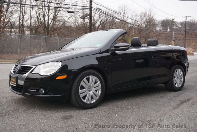 2010 Volkswagen Eos 2dr Convertible DSG Komfort CLEAN CARFAX LOW MILES  - 22959397 - 2