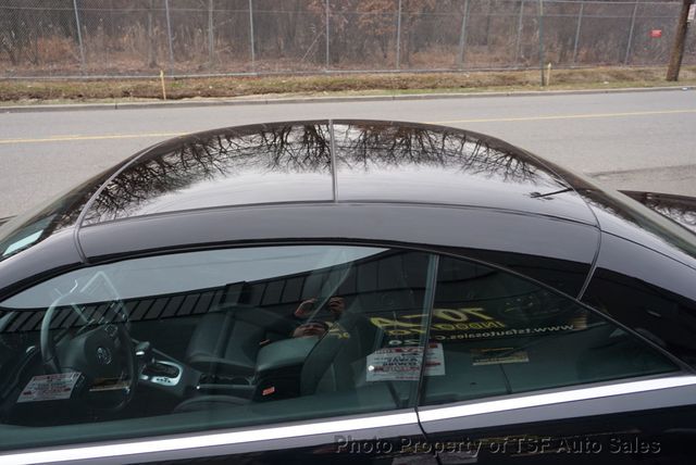 2010 Volkswagen Eos 2dr Convertible DSG Komfort CLEAN CARFAX LOW MILES  - 22959397 - 35