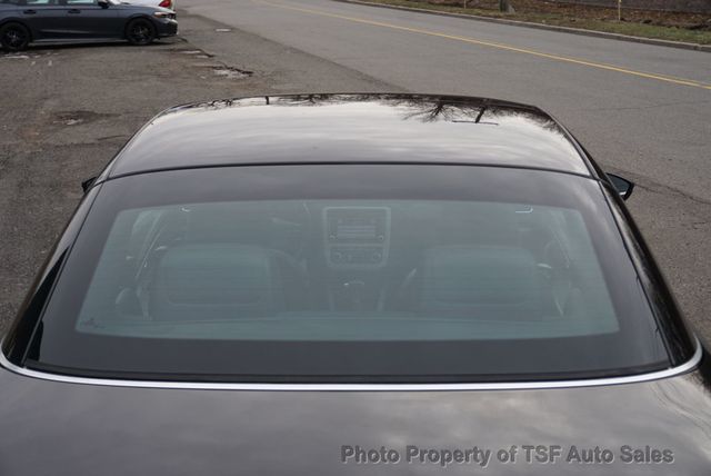 2010 Volkswagen Eos 2dr Convertible DSG Komfort CLEAN CARFAX LOW MILES  - 22959397 - 36