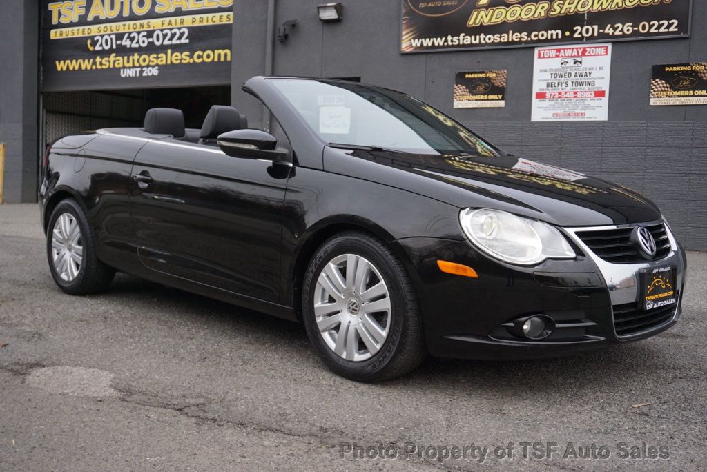 2010 Volkswagen Eos 2dr Convertible DSG Komfort CLEAN CARFAX LOW MILES  - 22959397 - 8