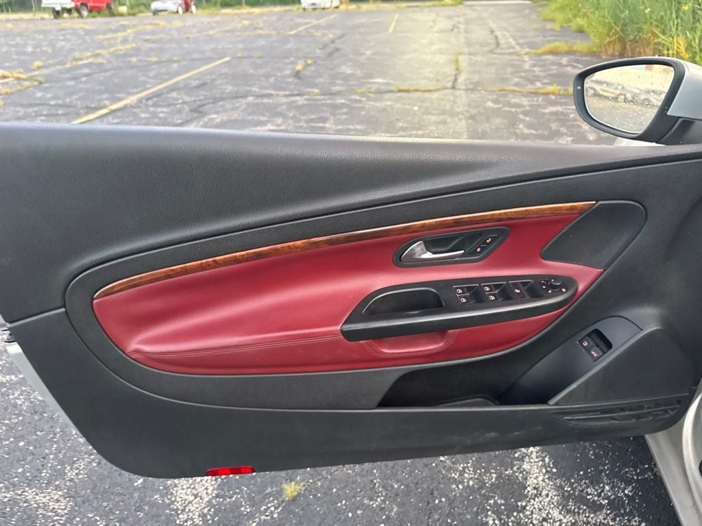 2010 Volkswagen Eos 2dr Convertible Lux - 23068233 - 8
