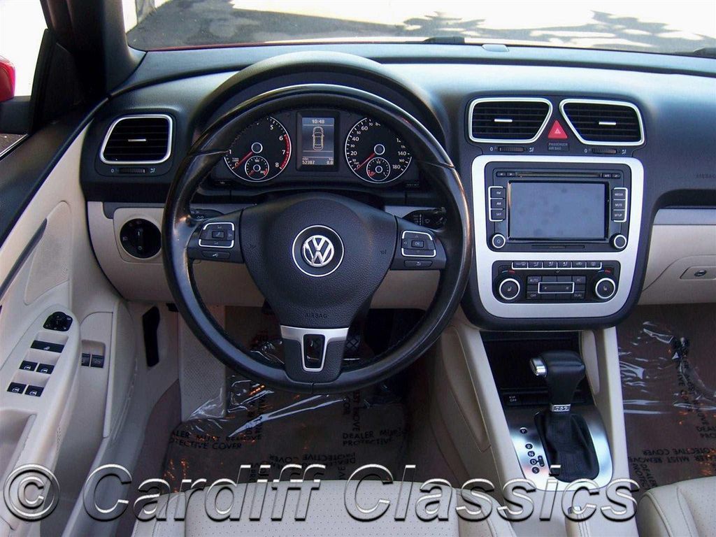 2010 Volkswagen Eos Komfort Turbo - 13325485 - 14